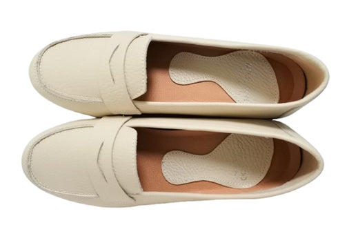 【arui_toe 1702 サンドベージュ】イタリアンレザー本革軽量ローファー