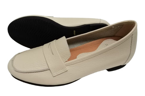 【arui_toe 1702 サンドベージュ】イタリアンレザー本革軽量ローファー