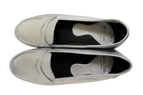 【arui_toe 1702 シルバー】イタリアンレザー本革軽量ローファー