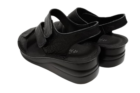 【インコルジェ4210 ブラック】トリプルベルトサンダル