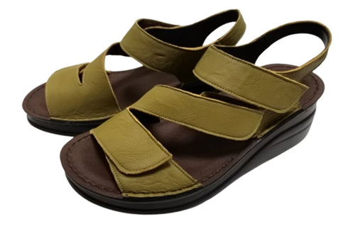 【インコルジェ4210 カーキ】トリプルベルトサンダル