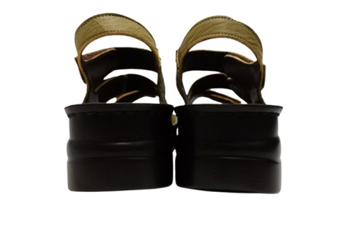 【インコルジェ4210 カーキ】トリプルベルトサンダル