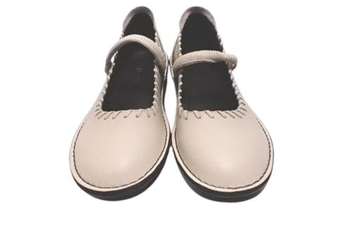 【インコルジェ5004 アイボリー】シングルステッチストラップシューズ