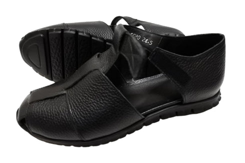 【arui_toe 5080 ブラック】本革軽量グルカサンダル