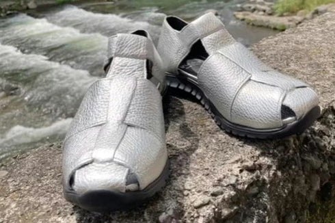 【arui_toe 5080 カーキ】本革軽量グルカサンダル