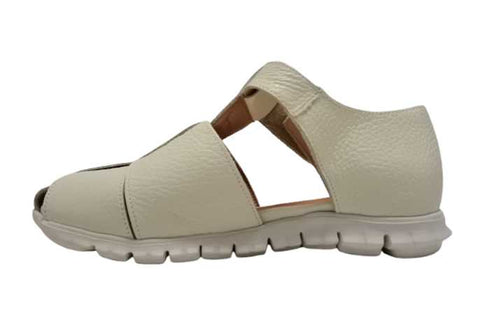 【arui_toe 5080 オフホワイト】本革軽量グルカサンダル