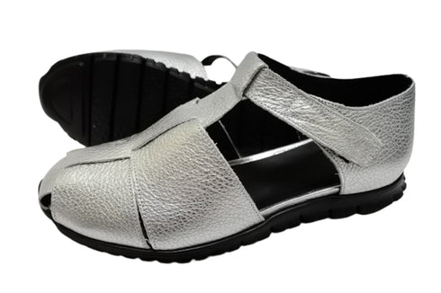 【arui_toe 5080 シルバー】本革軽量グルカサンダル