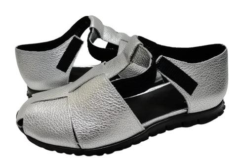【arui_toe 5080 シルバー】本革軽量グルカサンダル