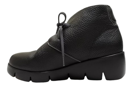 【arui_toe 5081 ブラック】本革軽量厚底チャッカブーツ