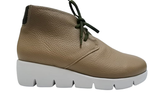 【arui_toe 5081 グレージュ】本革軽量厚底チャッカブーツ