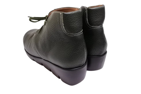 【arui_toe 5081 カーキ】本革軽量厚底チャッカブーツ