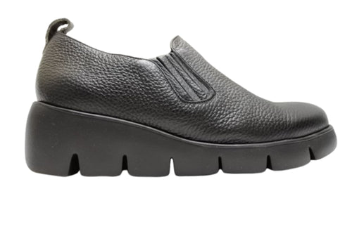 【arui_toe 5082 ブラック】本革軽量厚底スリッポンシューズ