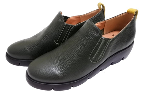 【arui_toe 5082 カーキ】本革軽量厚底スリッポンシューズ