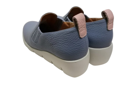 【arui_toe 5082 サックスブルー】本革軽量厚底スリッポンシューズ