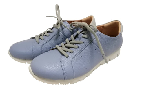 【arui_toe 57502 サックスブルー】本革コンフォートスニーカー