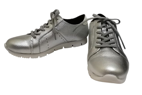 【arui_toe 57502 シルバー】本革コンフォートスニーカー