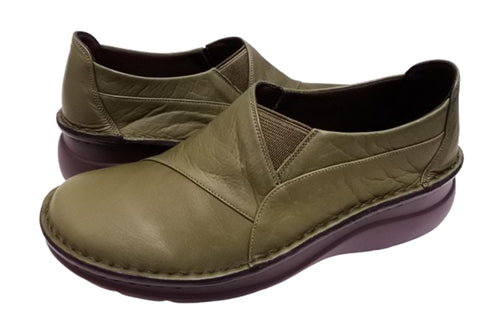 【インコルジェ 6001 オリーブ】ライトソール カジュアルデザインシューズ
