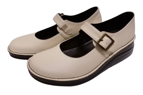 【インコルジェ7088 アイボリー】本革カジュアルベルトシューズ