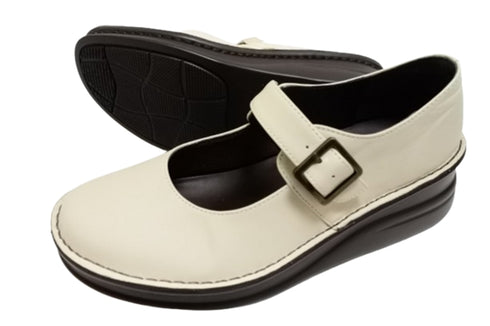 【インコルジェ7088 アイボリー】本革カジュアルベルトシューズ