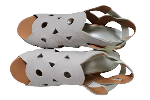 【arui_toe 7641 アイスグレー】伸縮ゴムバックストラップ本革コンフォートサンダル