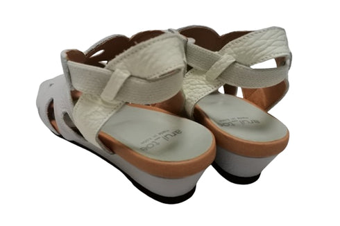 【arui_toe 7641 アイスグレー】伸縮ゴムバックストラップ本革コンフォートサンダル