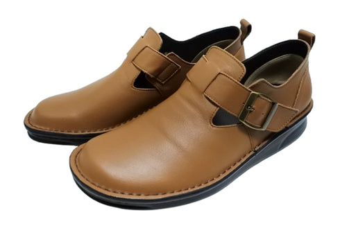 【インコルジェ8005 ブラウン】ベルト付カジュアルシューズ