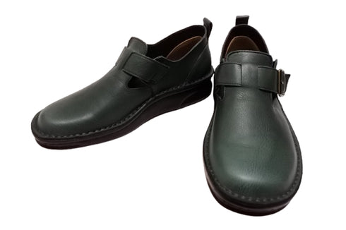 【インコルジェ8005 フォレストグリーン】ベルト付カジュアルシューズ