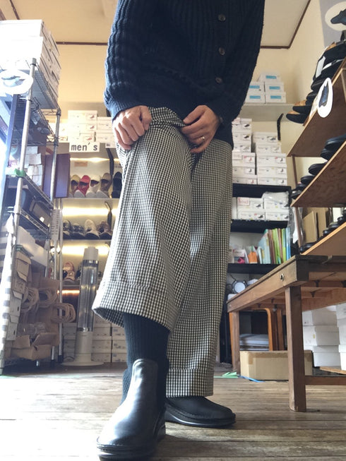 【インコルジェ8172 ブラック】ヒール高ショートニットブーツ