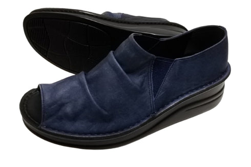 【インコルジェ 8294 ネイビー】オープントゥくしゅくしゅシューズサンダル