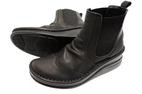 【インコルジェ8304 ブラック】くしゅかわデザインサイドゴムショートブーツ