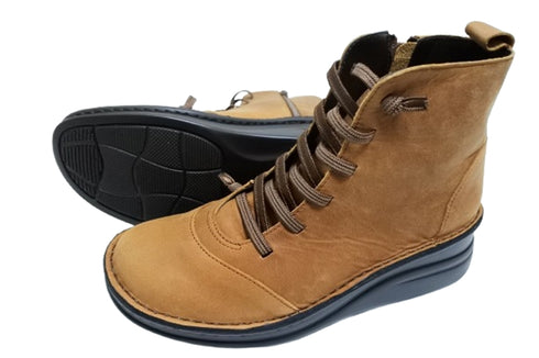 【インコルジェ 8468 ブラウン】本革クロスベルトカジュアルショートブーツ