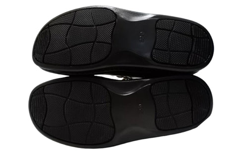 【インコルジェ 8674 ブラウン】靴紐ショートブーツ