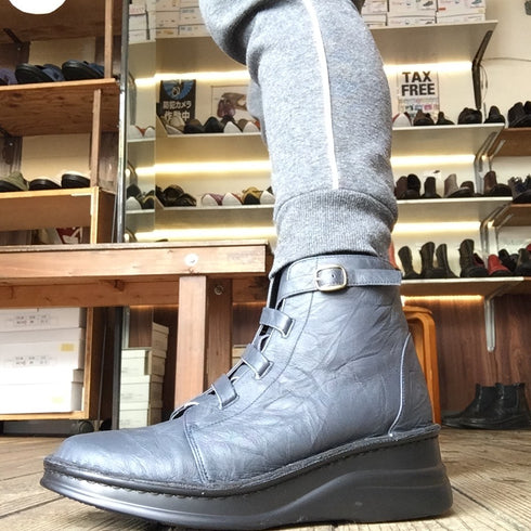 【インコルジェ8718 ブラック】レザーテープ靴紐ショートブーツ