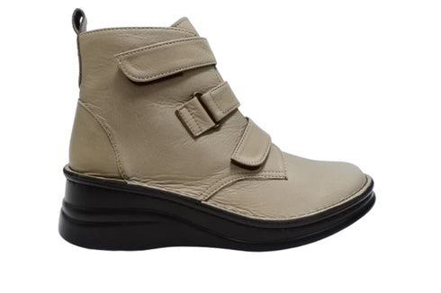 【インコルジェ8748 オークベージュ】ソフトレザーベルトブーツ