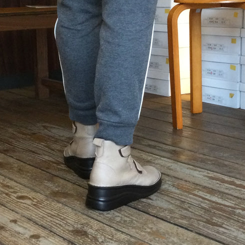 【インコルジェ8748 オークベージュ】ソフトレザーベルトブーツ