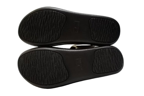 【インコルジェ 8888 オークベージュ】バックストラップフラットサンダル