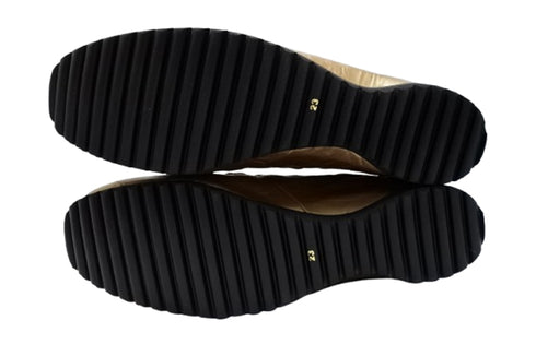 【…AShiOtO A1540 ゴールドメタル】本革超軽量ゴムストラップシューズ