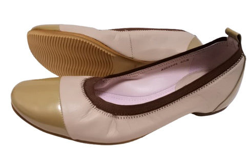 【…AShiOtO A3233 ベージュエナメル】超軽量 約110g 牛革ボロネーゼバレエパンプス