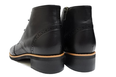 【…AShiOtO A91330 ブラック】サイドジップメダリオンチャッカーブーツ モデルサイズ