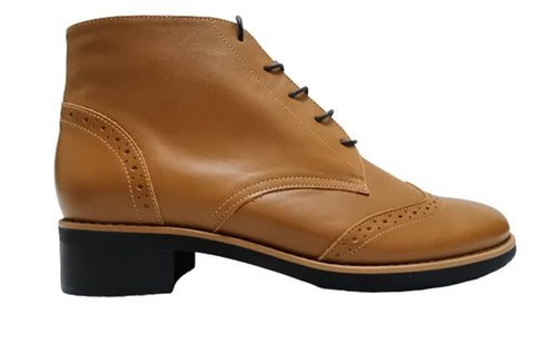 【…AShiOtO A91330 ブラウン】サイドジップメダリオンチャッカーブーツ モデルサイズ