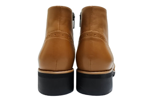 【…AShiOtO A91330 ブラウン】サイドジップメダリオンチャッカーブーツ モデルサイズ