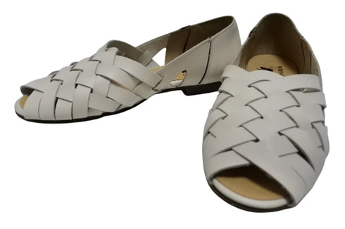 【かぼちゃの馬車 CA-57 ホワイト】編み込みオープントゥシューズ