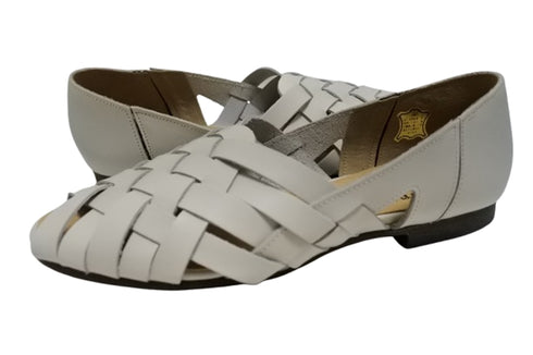 【かぼちゃの馬車 CA-57 ホワイト】編み込みオープントゥシューズ