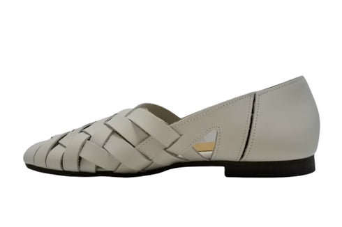 【かぼちゃの馬車 CA-57 ホワイト】編み込みオープントゥシューズ