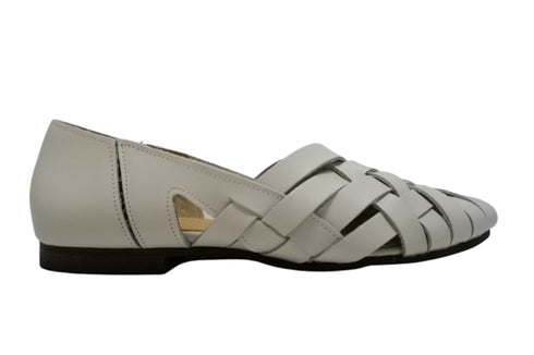 【かぼちゃの馬車 CA-57 ホワイト】編み込みオープントゥシューズ