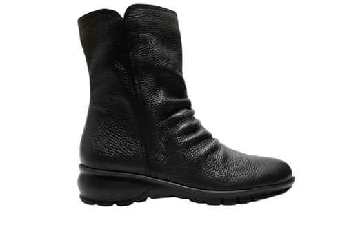 【arui_toe JC1018 ブラック】軽量ボロネーゼ製法の本革サイドジップハーフブーツ
