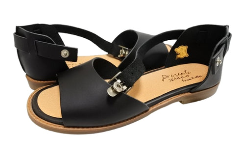 【かぼちゃの馬車 PV-4 ブラック】本革オープントゥアンクルベルトサンダル