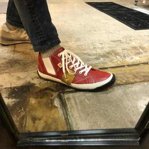 【SPINGLE SP442 アイボリー】カンガルー革ミドルカットサイドゴア