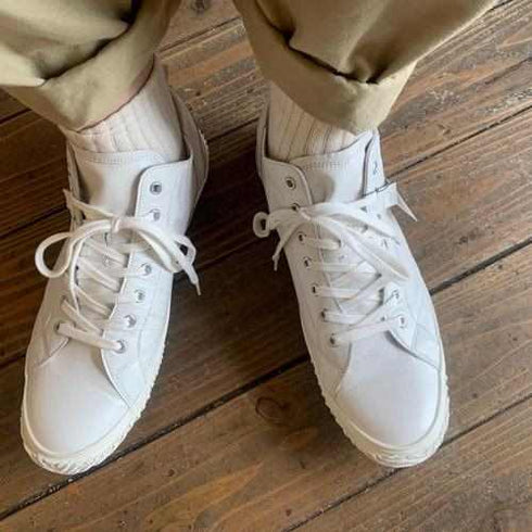 【SPINGLE SP442 アイボリー】カンガルー革ミドルカットサイドゴア