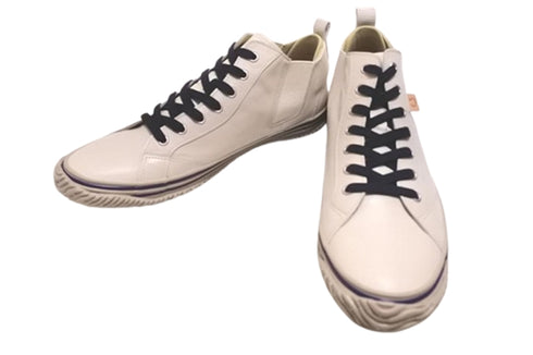 【SPINGLE SP442 ホワイト/ネイビー】カンガルー革ミドルカットサイドゴア